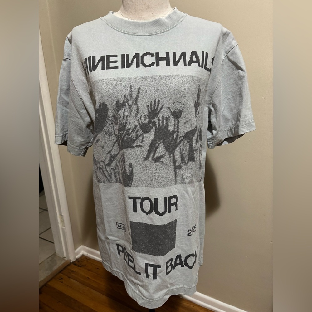 Nin peel it back tour 2025 Men's Gray Graphic T-Shirt - Picture 2 of 5